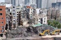 村委会与村民签订的“村民宅拆迁补偿协议”应视为受区政府委托实施的行为