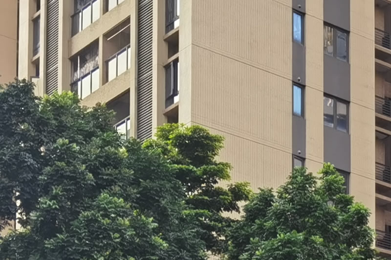 即便村委会出具自认拆除房屋情况说明，亦应认定为受区政府委托实施拆除行为