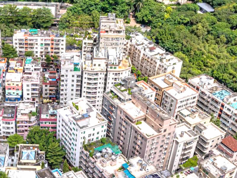 行政机关针对不同征收对象实施征收时，应当区分土地性质适用不同的征收程序