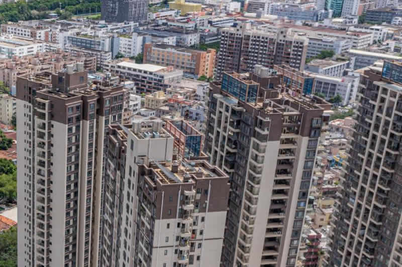 不动产登记错误涉及众多业主利益，可不直接撤销改为判令其更正登记