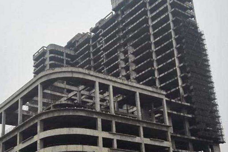 楼盘烂尾购房者要继续还按揭吗？法院这样判！