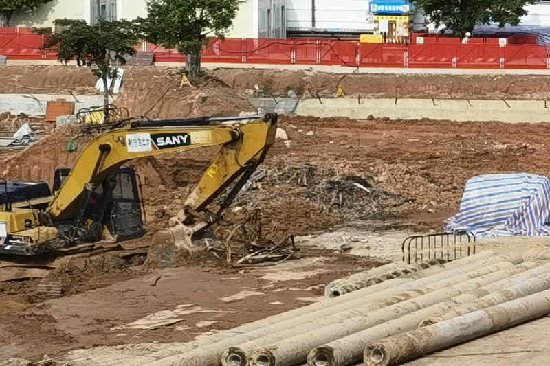 工程竣工决算久拖不决有违公平原则，可通过法院组织鉴定的方式鉴定结算