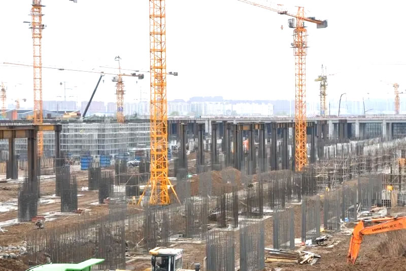 建设工程质量约定标准不明确，故主张构成违约没有合同依据