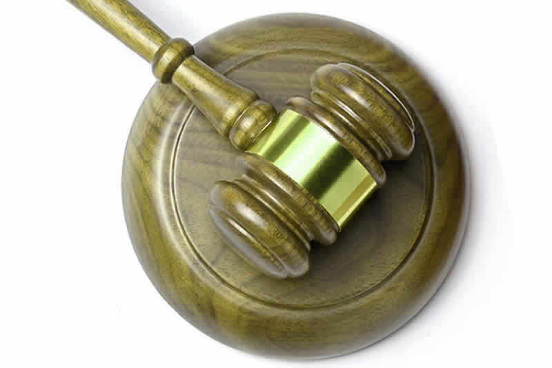 委托方未按照合同约定提供建设资金，主张施工方承担逾期竣工责任被驳回