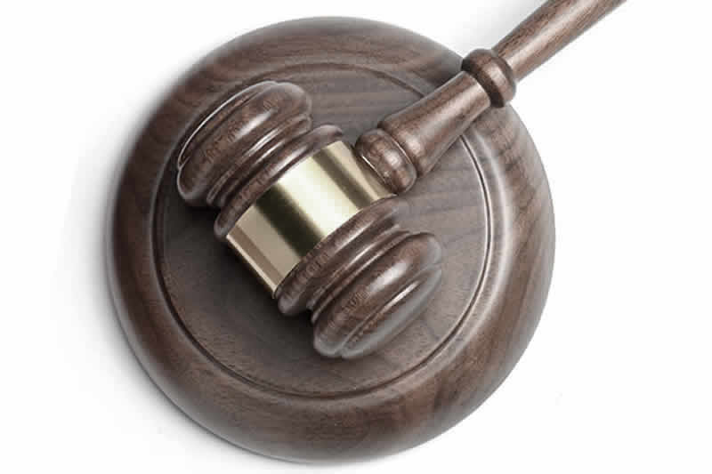 即使明知所购买的房屋有抵押权负担，只要符合消费者购房人排除执行的条件，就应当优先保护消费者购房人的权利